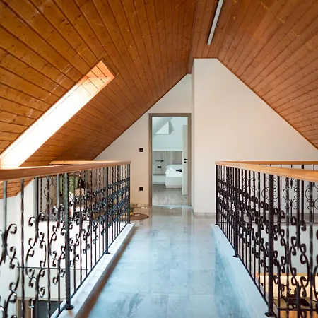 áprili Badacsonytomaj