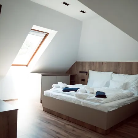 áprili * Badacsonytomaj