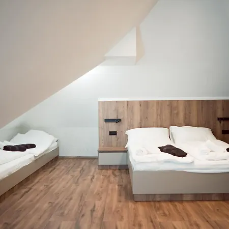 áprili * Badacsonytomaj